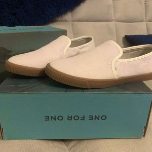 Toms Slip ons / Birch Heritage Canvas